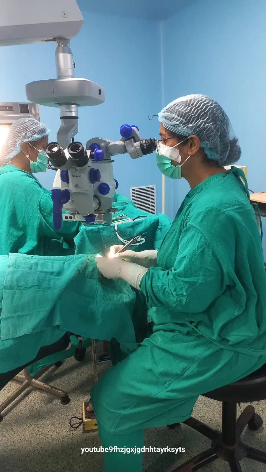 Cataract Surgery & Lens Replacement